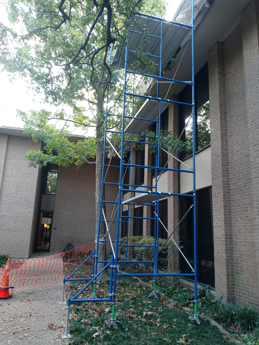 outdoor scaffold